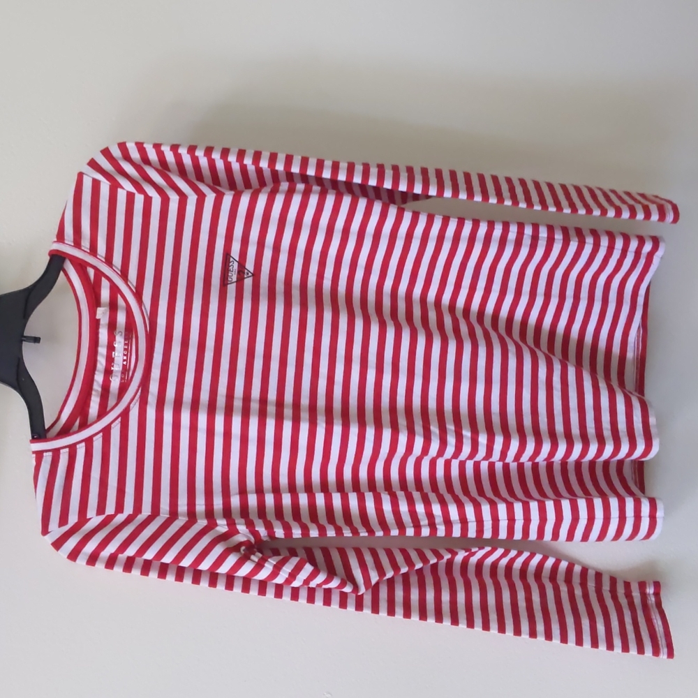 GUESS women's pullover